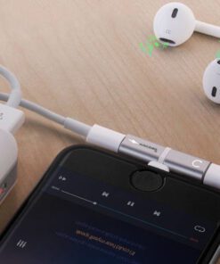 NatoGears - Apple Dual Head Jack Audio Charging Adapter For iPhones/iPods/iPads